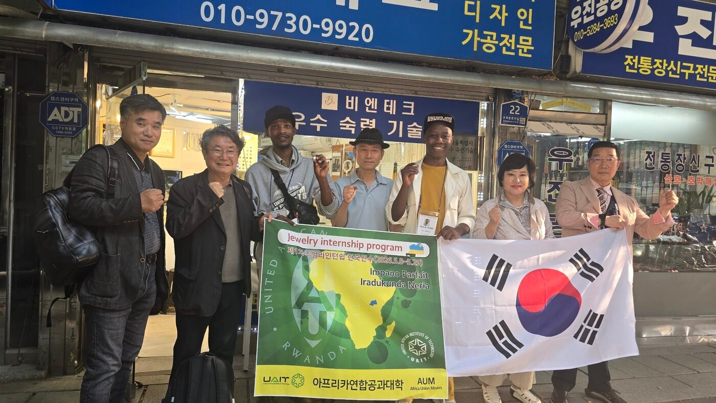Neria and Parfait with the UAIT community in Korea